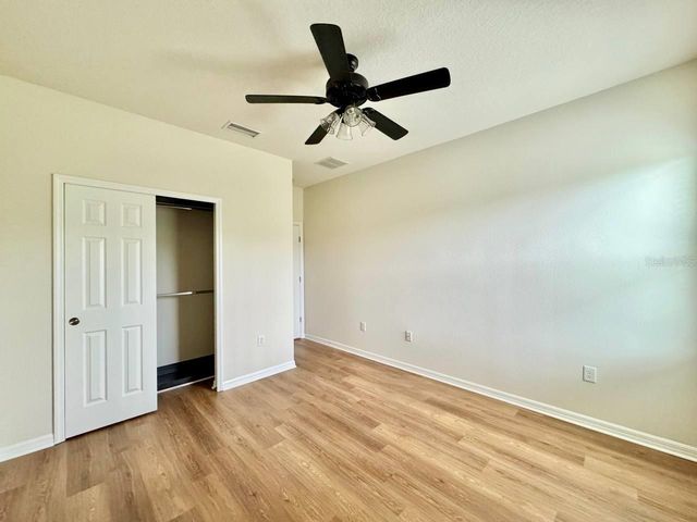 9614 OAK GLADE AVENUE, Tampa, FL 33647