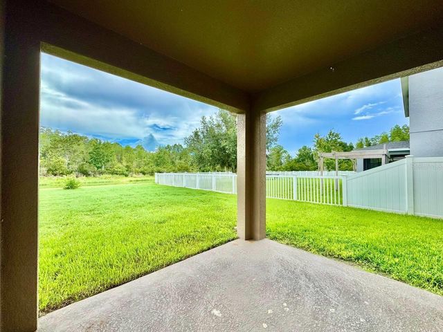 9614 OAK GLADE AVENUE, Tampa, FL 33647