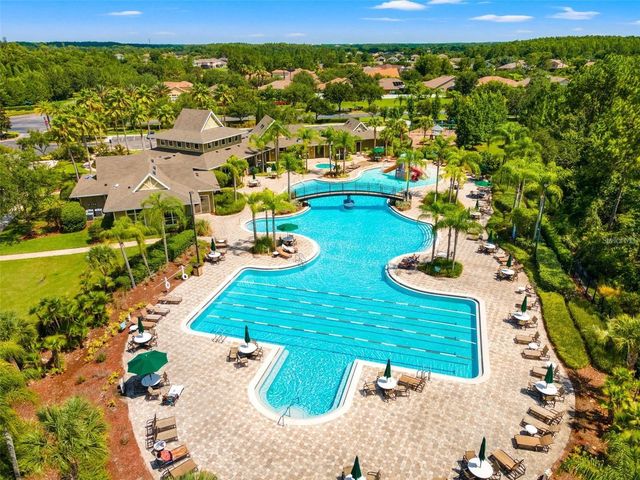 9614 OAK GLADE AVENUE, Tampa, FL 33647