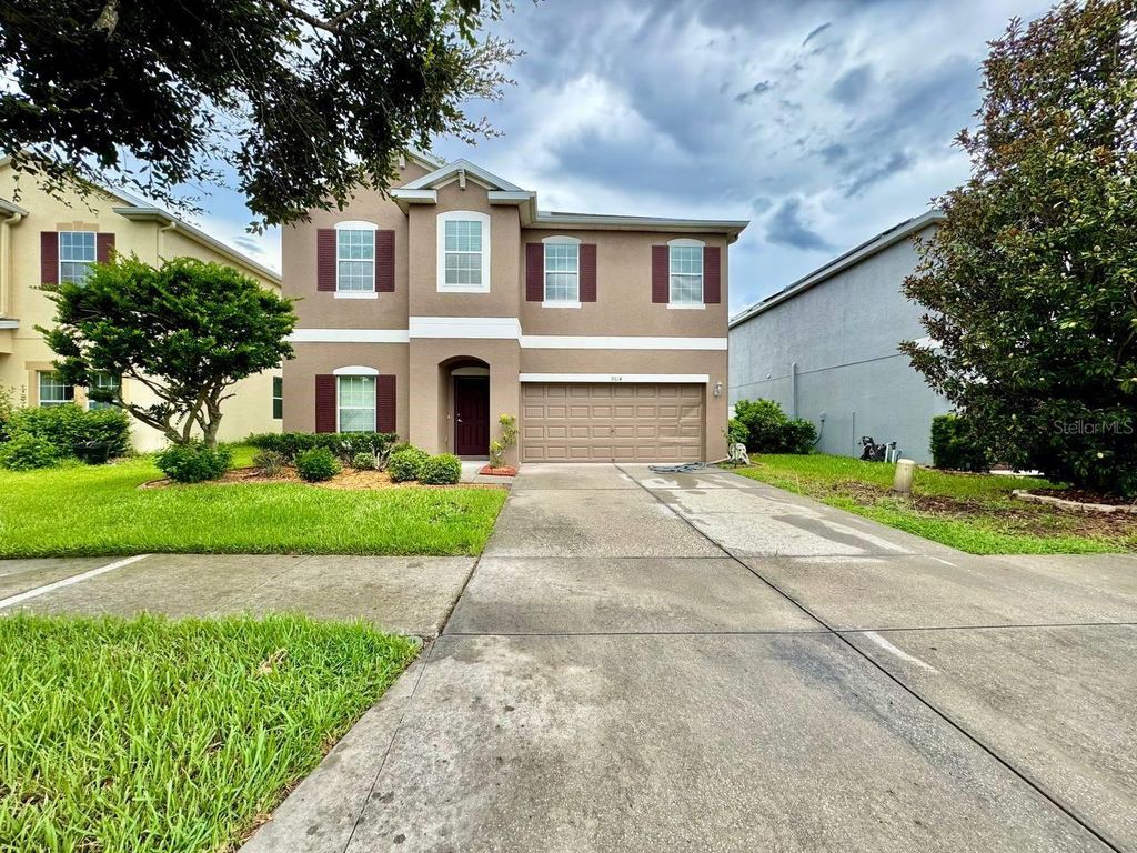 9614 OAK GLADE AVENUE, Tampa, FL 33647