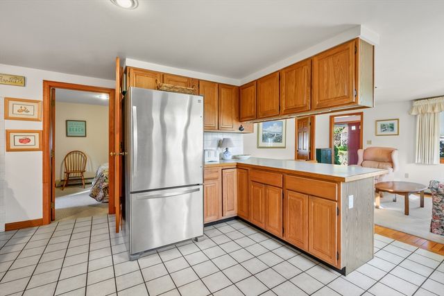 17 South St, Yarmouth, MA 02664