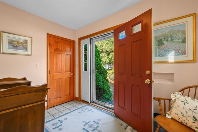 17 South St, Yarmouth, MA 02664