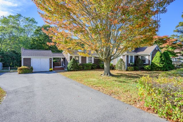 17 South St, Yarmouth, MA 02664