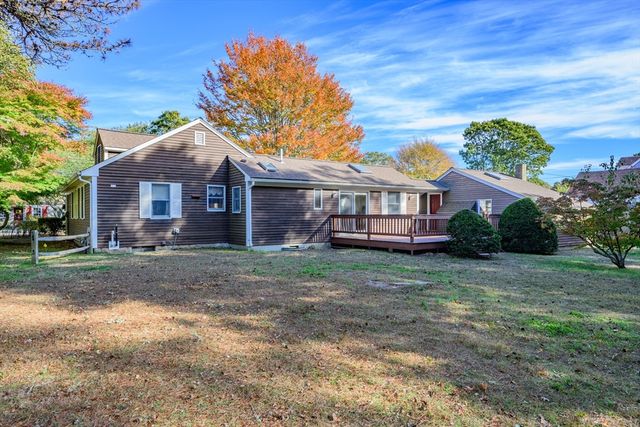 17 South St, Yarmouth, MA 02664