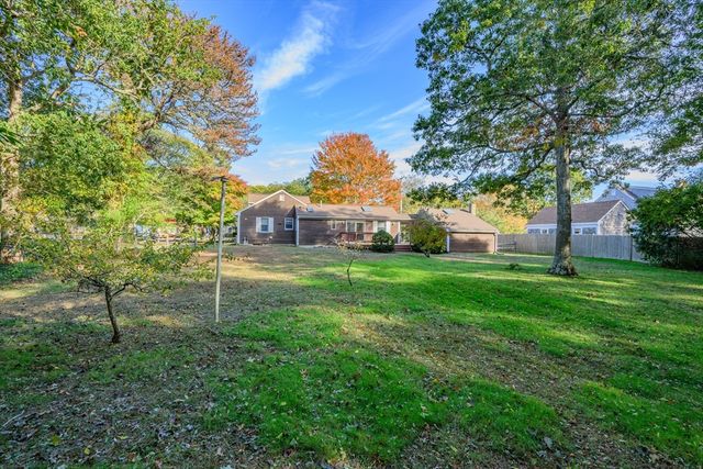 17 South St, Yarmouth, MA 02664