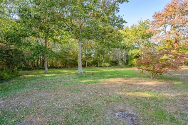 17 South St, Yarmouth, MA 02664