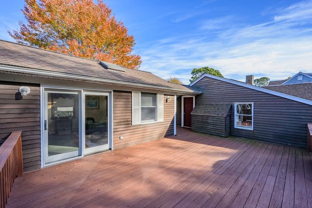 17 South St, Yarmouth, MA 02664
