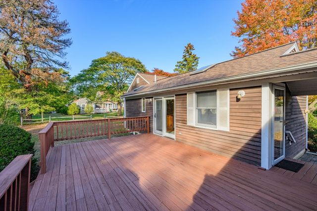 17 South St, Yarmouth, MA 02664