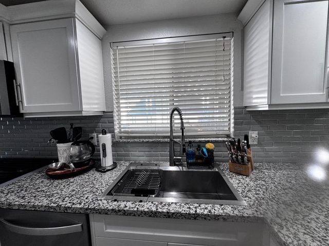 100 S Westwood Street 103, Porterville, CA 93257