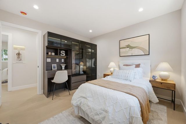 3102 Flowers Lane, Palo Alto, CA 94306
