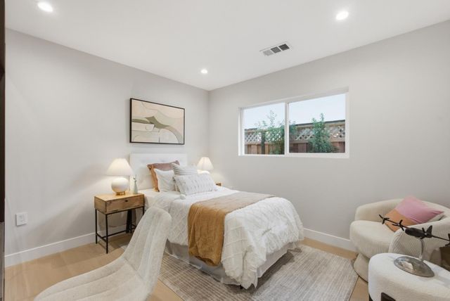 3102 Flowers Lane, Palo Alto, CA 94306