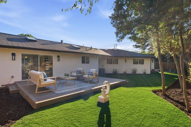 3102 Flowers Lane, Palo Alto, CA 94306