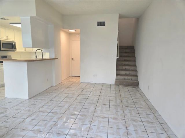 14520 Plummer 5, Panorama City, CA 91402