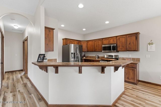 6525 W Christine St, Rathdrum, ID 83858