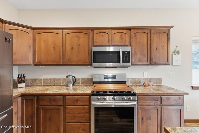 6525 W Christine St, Rathdrum, ID 83858