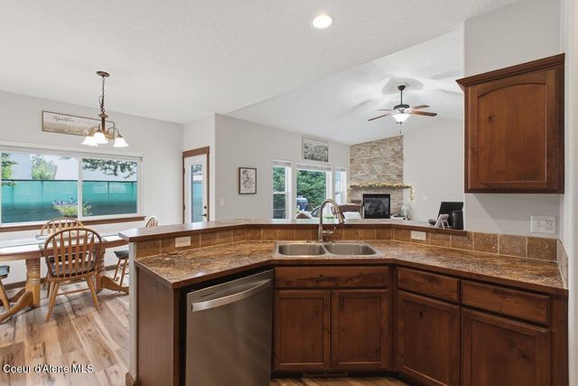 6525 W Christine St, Rathdrum, ID 83858