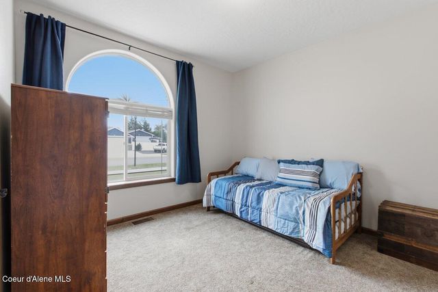 6525 W Christine St, Rathdrum, ID 83858