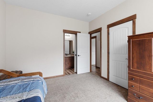 6525 W Christine St, Rathdrum, ID 83858