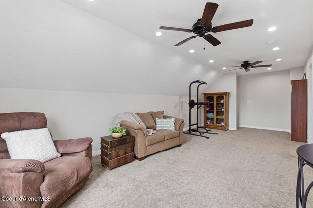 6525 W Christine St, Rathdrum, ID 83858