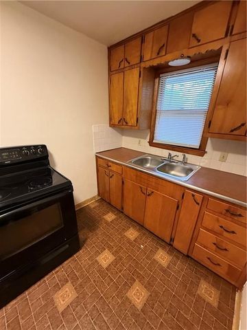 1308, 1310, 1312, 1314 S Hedges Avenue, Independence, MO 64052