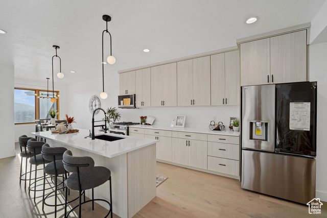 603 N DARWIN ST, Salt Lake City, UT 84103