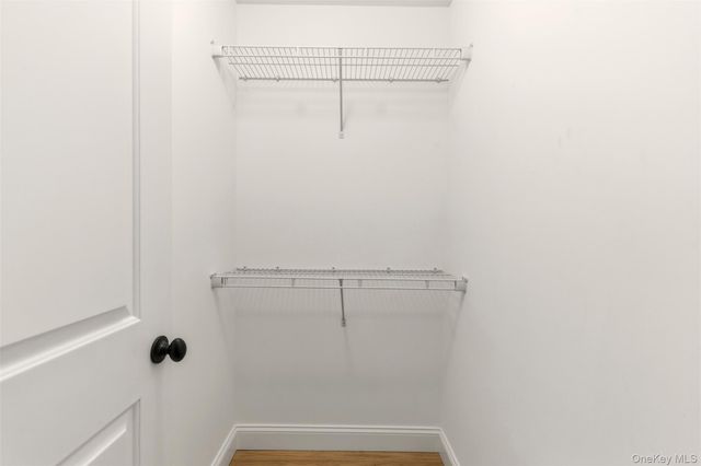 16 Soundview Road, Huntington, NY 11743