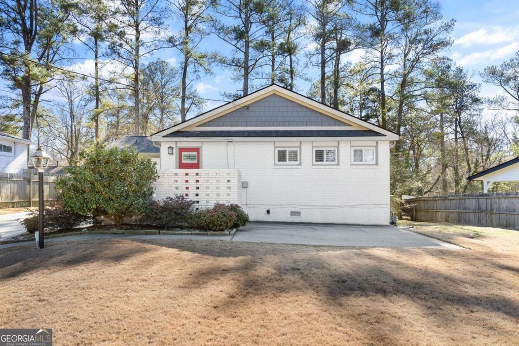 2026 Harwinor Road SE, Smyrna, GA 30082