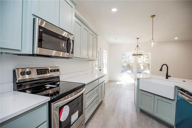 3 Runnymede Circle, Bella Vista, AR 72715