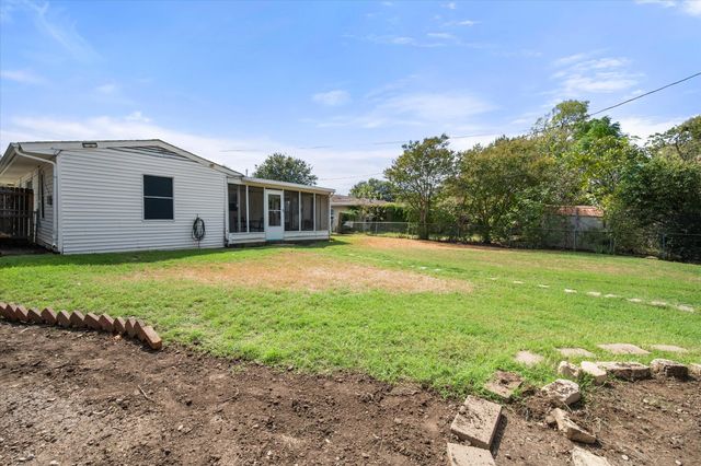 1725 Grace Street, Arlington, TX 76010
