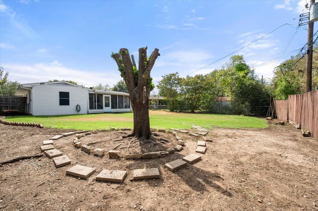 1725 Grace Street, Arlington, TX 76010