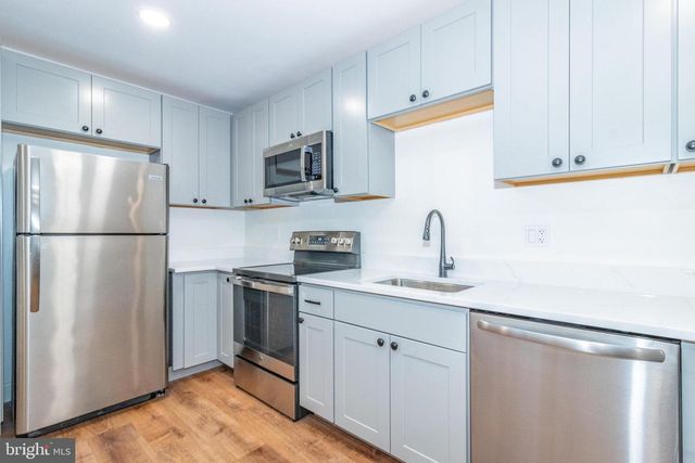 320 KENMORE AVE, Edgewater, MD 21037