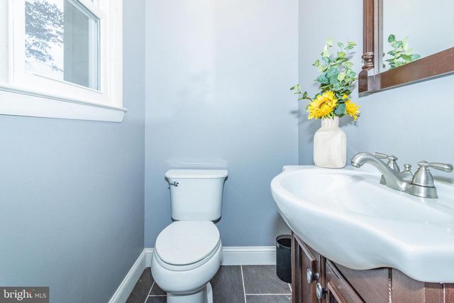 320 KENMORE AVE, Edgewater, MD 21037