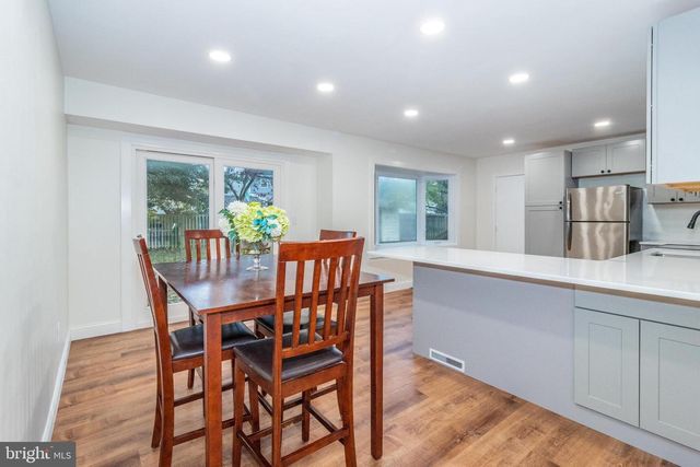 320 KENMORE AVE, Edgewater, MD 21037