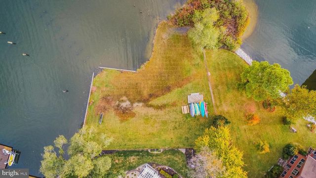 320 KENMORE AVE, Edgewater, MD 21037