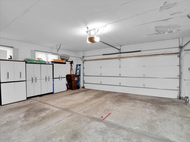 1441 Ramsey Close, Rockford, IL 61107