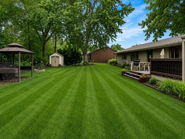 1441 Ramsey Close, Rockford, IL 61107