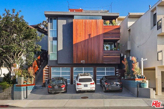 472 Rosecrans Avenue, Manhattan Beach, CA 90266