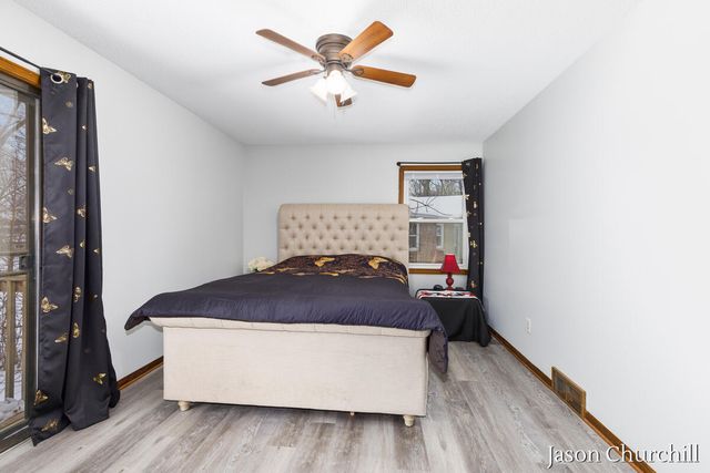 2781 Bluewater Lane, Grandville, MI 49418