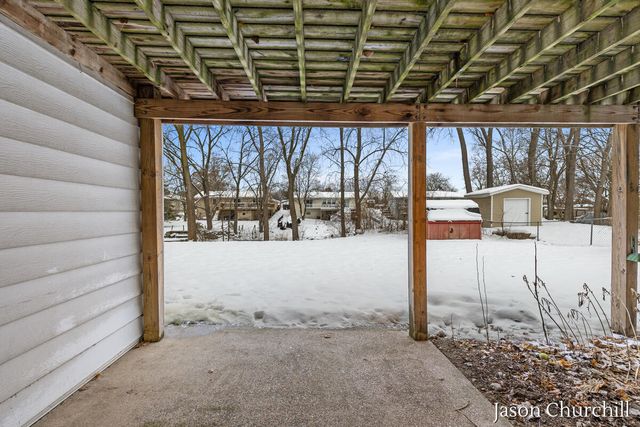 2781 Bluewater Lane, Grandville, MI 49418