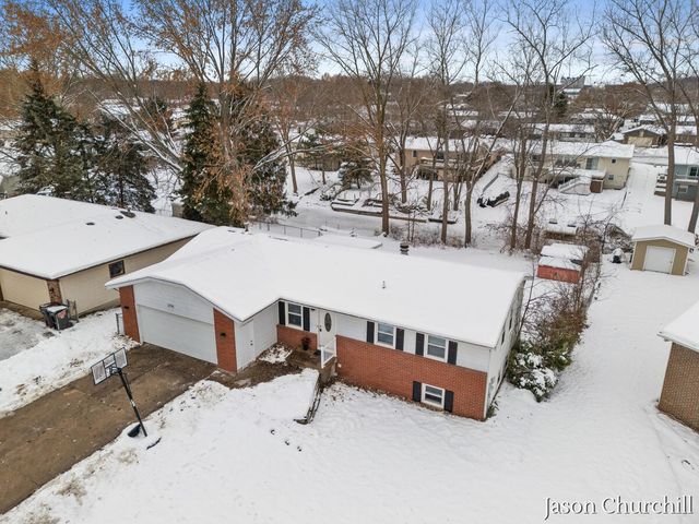 2781 Bluewater Lane, Grandville, MI 49418