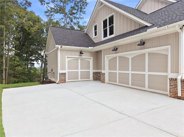 6793 Winding Canyon Road, Flowery Branch, GA 30542
