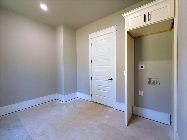 6793 Winding Canyon Road, Flowery Branch, GA 30542
