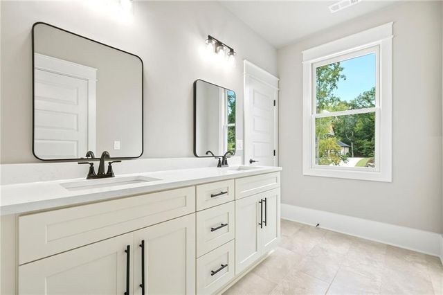 6793 Winding Canyon Road, Flowery Branch, GA 30542