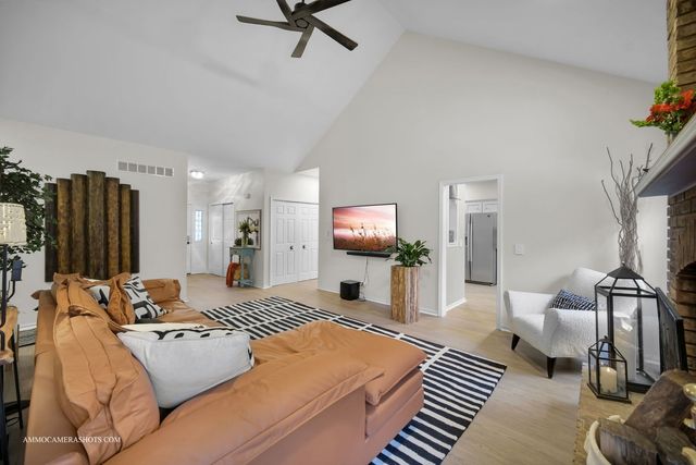 716 Ayers Street, Bolingbrook, IL 60440