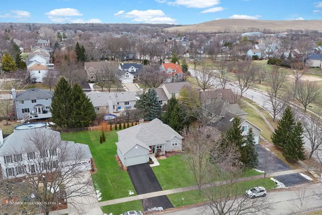 716 Ayers Street, Bolingbrook, IL 60440