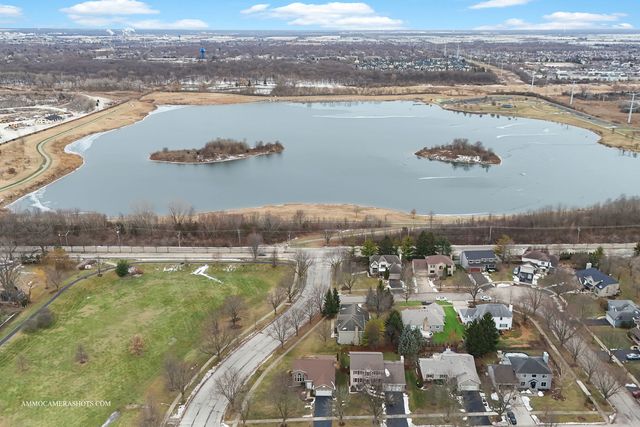 716 Ayers Street, Bolingbrook, IL 60440