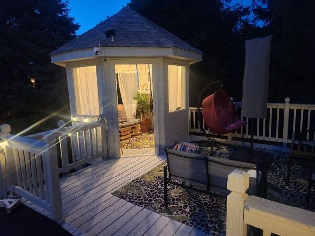 716 Ayers Street, Bolingbrook, IL 60440