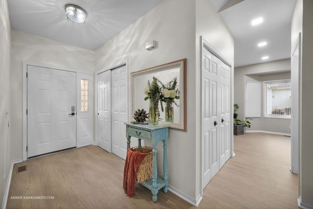 716 Ayers Street, Bolingbrook, IL 60440