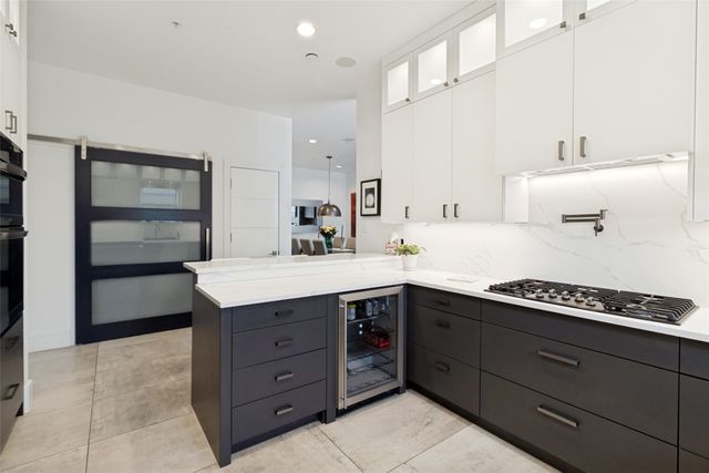 2848 Woodside Street 7D, Dallas, TX 75204