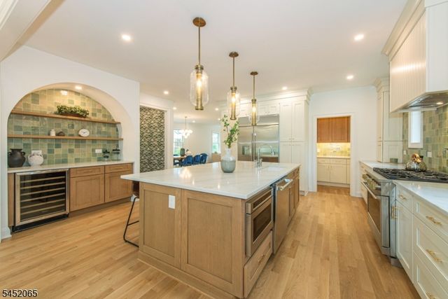 28 Mountain Ave, Summit City, NJ 07901